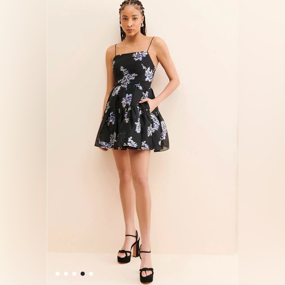 ML Monique Lhuillier Floral Metallic Mini Dress
ML Monique Lhuillier NWOT - Picture 7 of 8